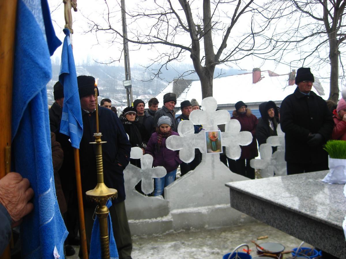 Slujba la  Botezul Domului 2016