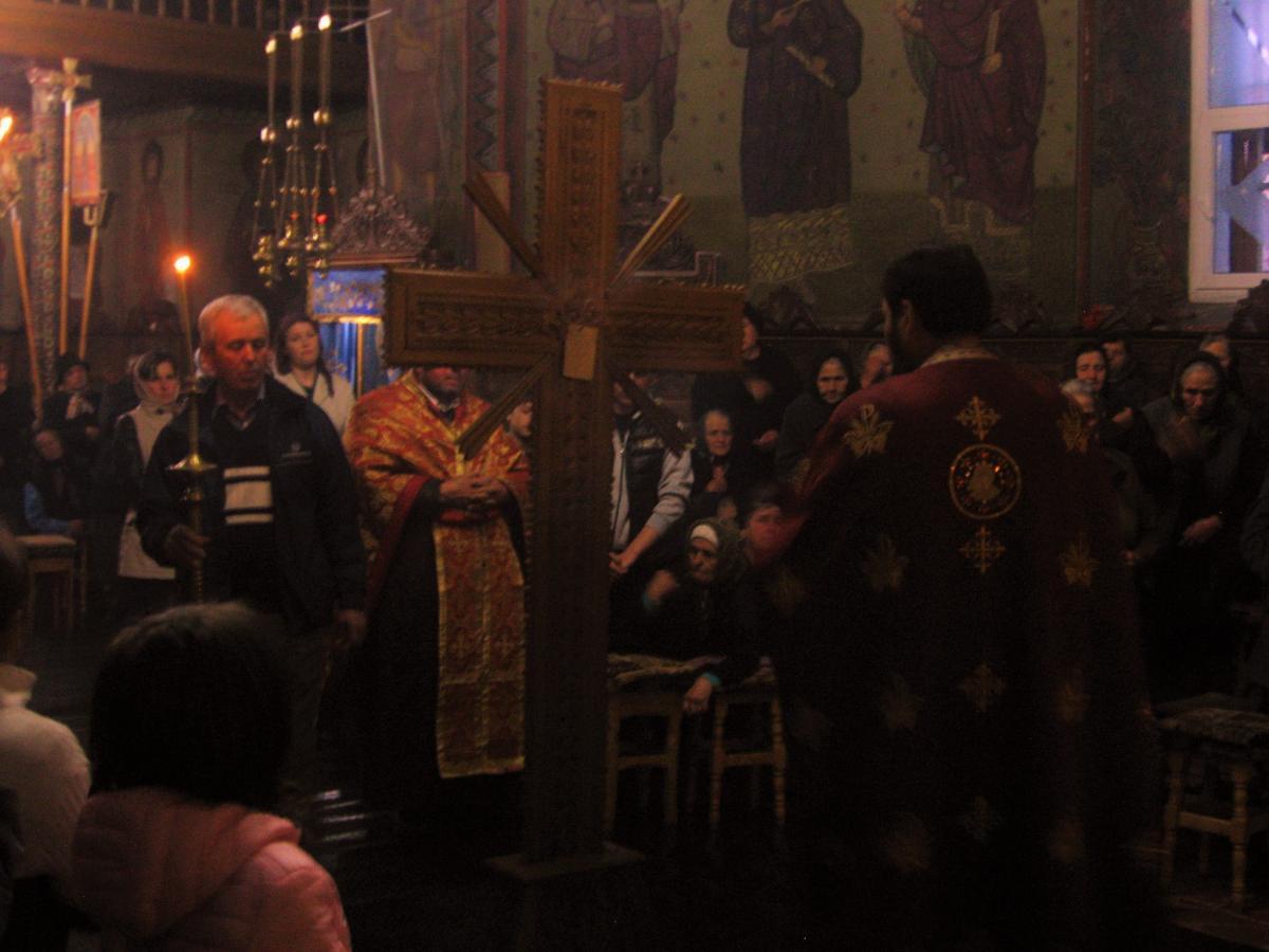 Joia Mare,scoaterea Sf.Cruci